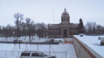 Weather camera view of Ellendale HS.