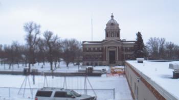 Weather camera view of Ellendale HS.