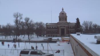 Weather camera view of Ellendale HS.
