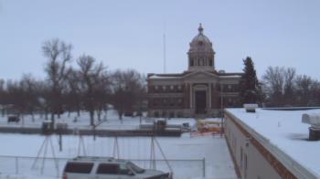 Weather camera view of Ellendale HS.