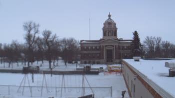 Weather camera view of Ellendale HS.