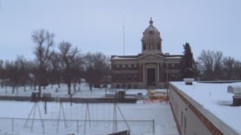 Weather camera view of Ellendale HS.