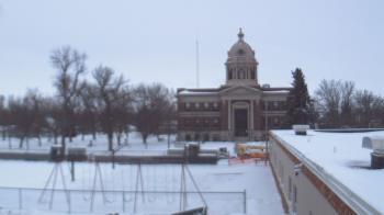 Weather camera view of Ellendale HS.