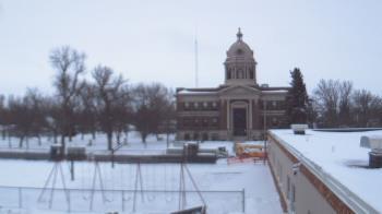 Weather camera view of Ellendale HS.