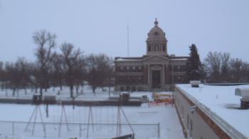 Weather camera view of Ellendale HS.