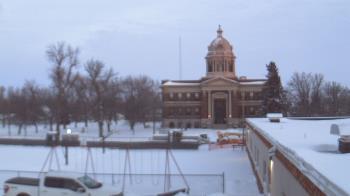 Weather camera view of Ellendale HS.