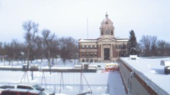 Weather camera view of Ellendale HS.