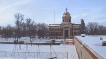 Weather camera view of Ellendale HS.