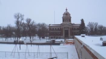 Weather camera view of Ellendale HS.