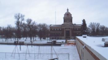 Weather camera view of Ellendale HS.