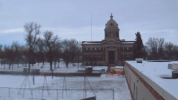 Weather camera view of Ellendale HS.