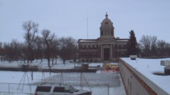 Weather camera view of Ellendale HS.