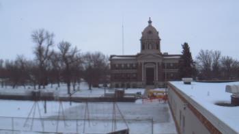 Weather camera view of Ellendale HS.