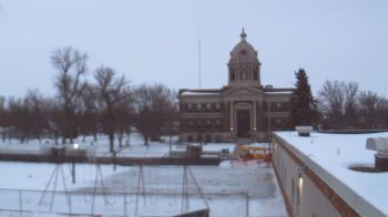 Weather camera view of Ellendale HS.