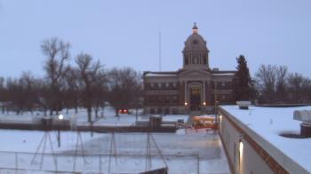 Weather camera view of Ellendale HS.