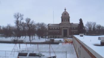 Weather camera view of Ellendale HS.