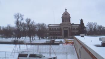 Weather camera view of Ellendale HS.