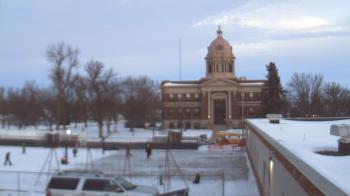 Weather camera view of Ellendale HS.
