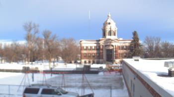 Weather camera view of Ellendale HS.