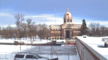 Weather camera view of Ellendale HS.