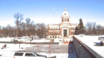 Weather camera view of Ellendale HS.