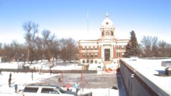 Weather camera view of Ellendale HS.