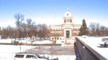 Weather camera view of Ellendale HS.