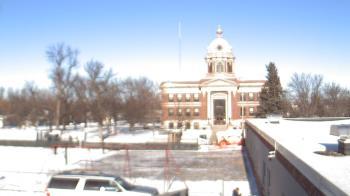 Weather camera view of Ellendale HS.