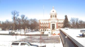 Weather camera view of Ellendale HS.