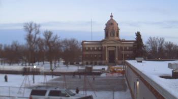 Weather camera view of Ellendale HS.