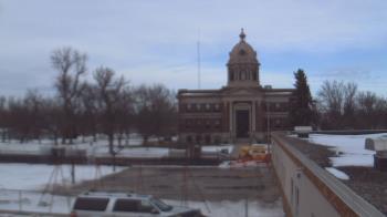 Weather camera view of Ellendale HS.