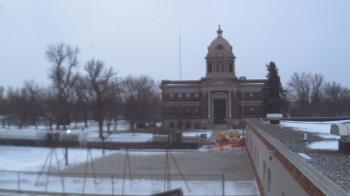 Weather camera view of Ellendale HS.