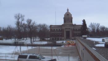 Weather camera view of Ellendale HS.