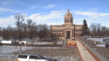 Weather camera view of Ellendale HS.