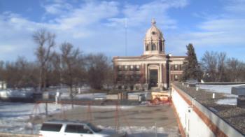 Weather camera view of Ellendale HS.