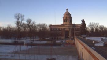 Weather camera view of Ellendale HS.