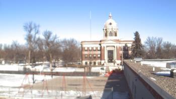 Weather camera view of Ellendale HS.
