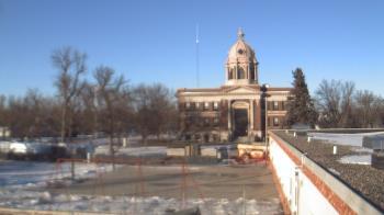 Weather camera view of Ellendale HS.