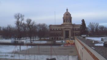 Weather camera view of Ellendale HS.