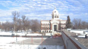 Weather camera view of Ellendale HS.