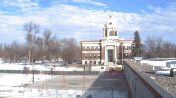 Weather camera view of Ellendale HS.