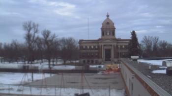 Weather camera view of Ellendale HS.