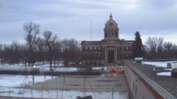Weather camera view of Ellendale HS.