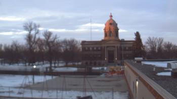 Weather camera view of Ellendale HS.