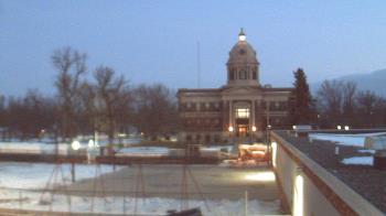 Weather camera view of Ellendale HS.