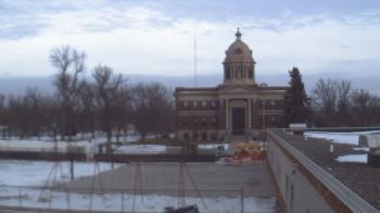 Weather camera view of Ellendale HS.