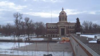 Weather camera view of Ellendale HS.