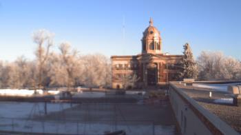 Weather camera view of Ellendale HS.
