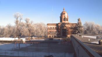 Weather camera view of Ellendale HS.