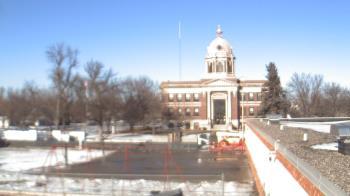Weather camera view of Ellendale HS.